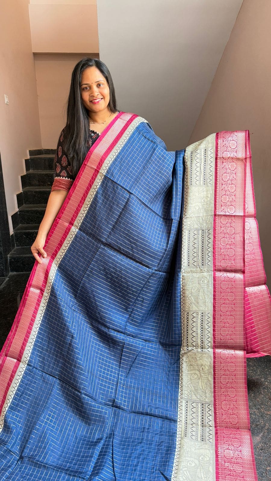 Fancy Dola Silk Saree With Twin Fish Design