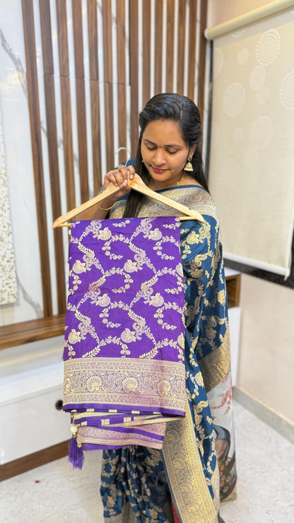 Banarasi Saree with weaving Pallu