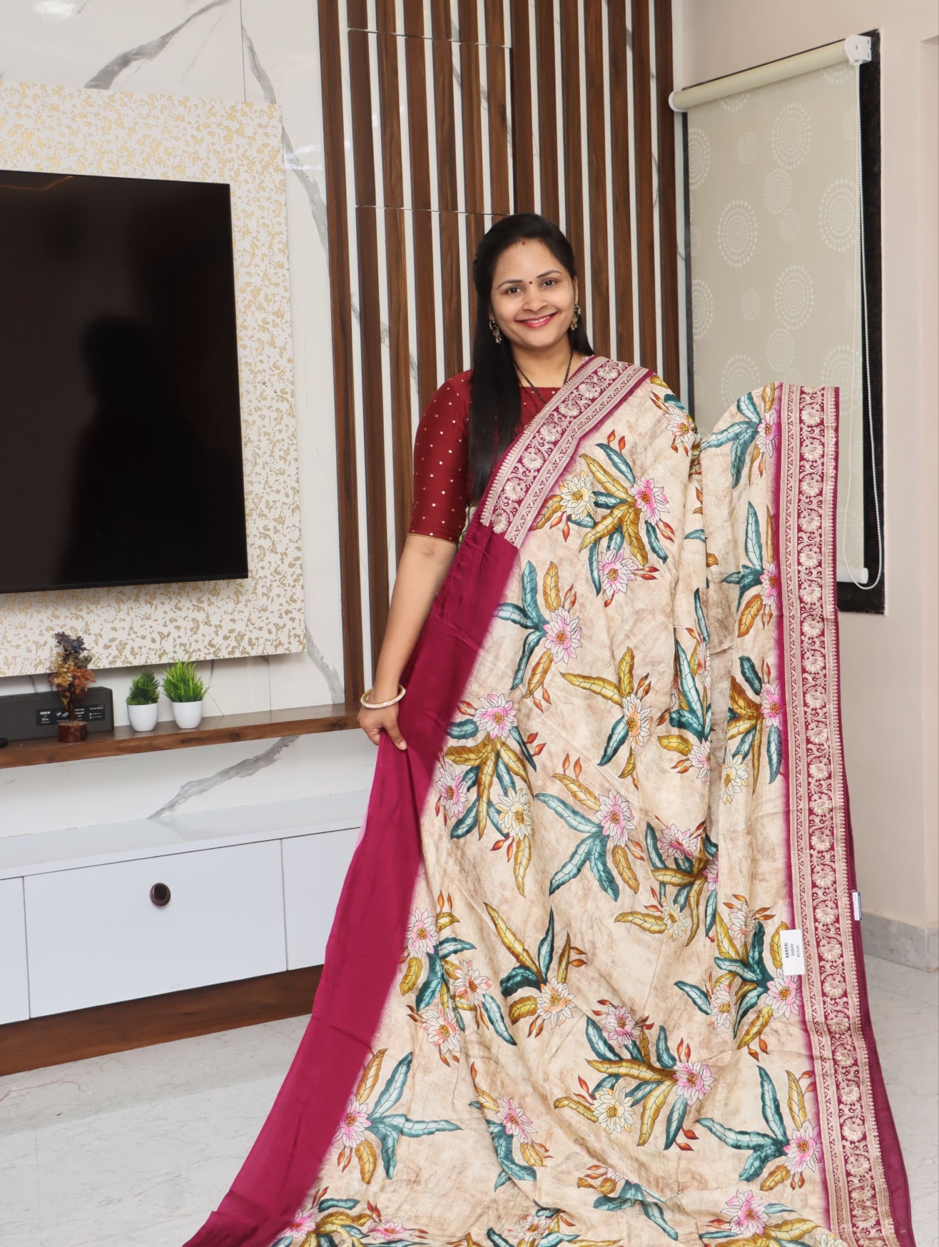 Dola Silk with embroidery borders