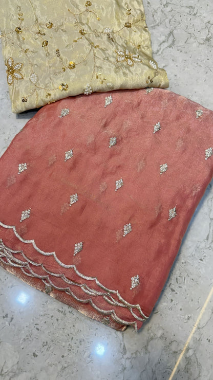 Space Silk with scallop border