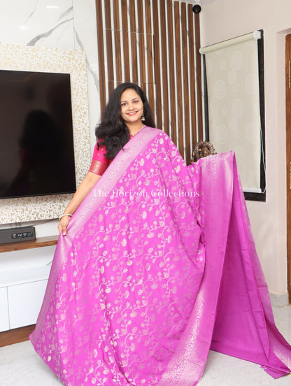 Elegant Viscose Banarasi Saree with Zari Borders