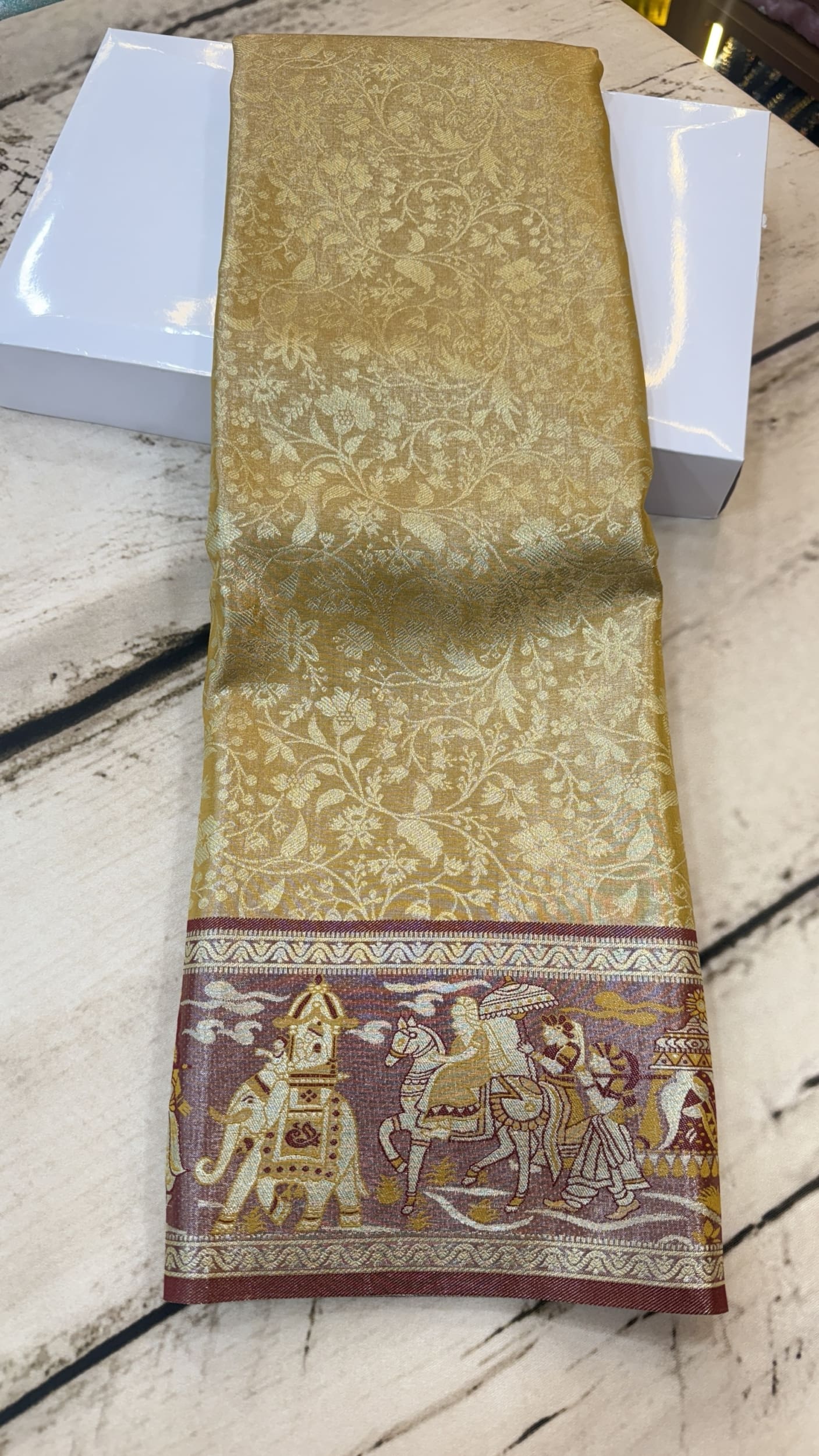 Semi Kanchi pattu