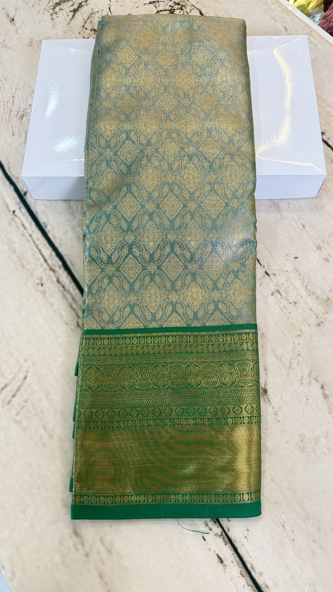 Semi Kanchi Pattu