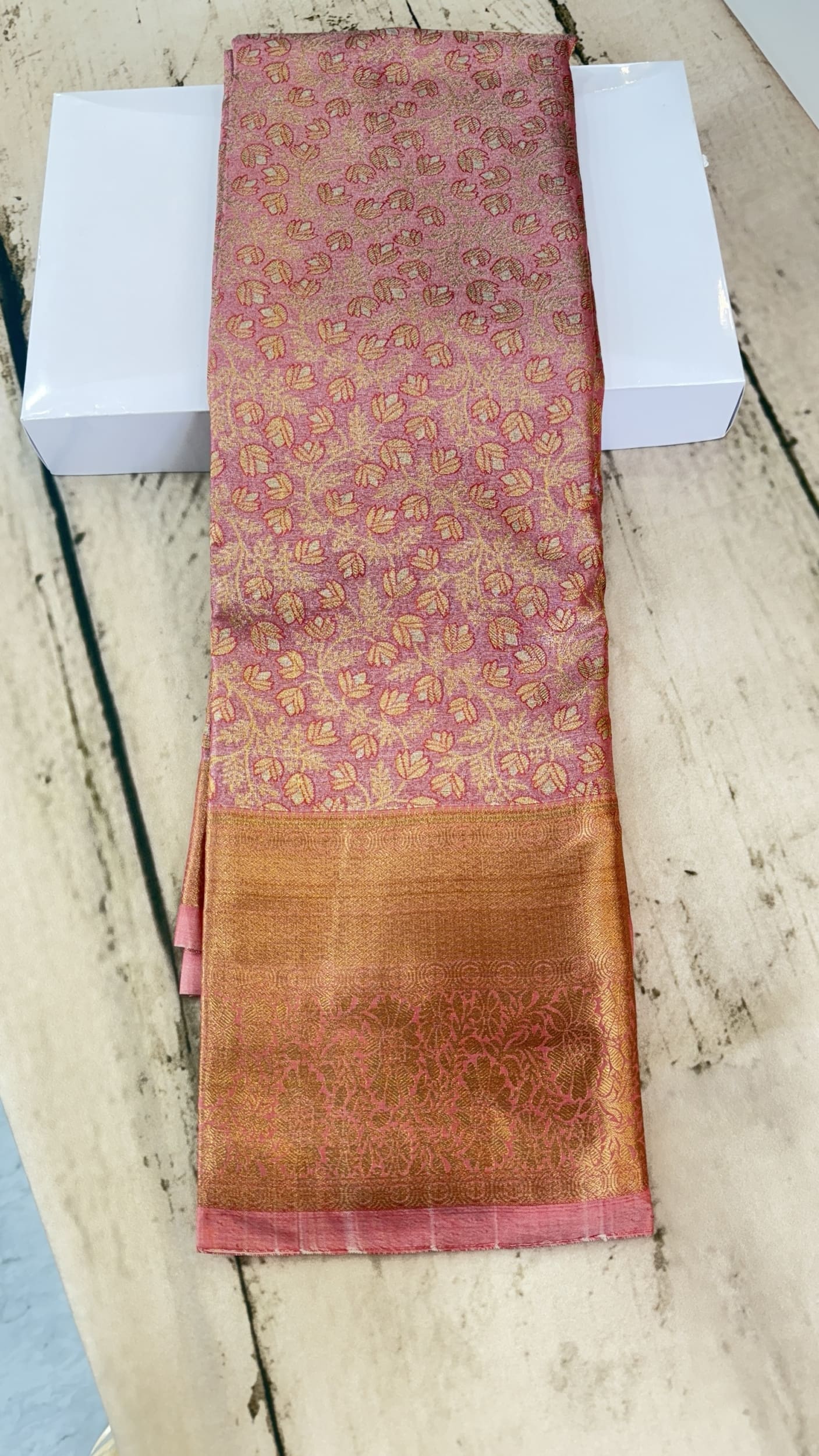 Semi Kanchi Pattu