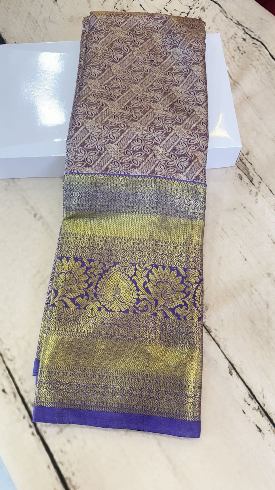 Semi Kanchi Pattu