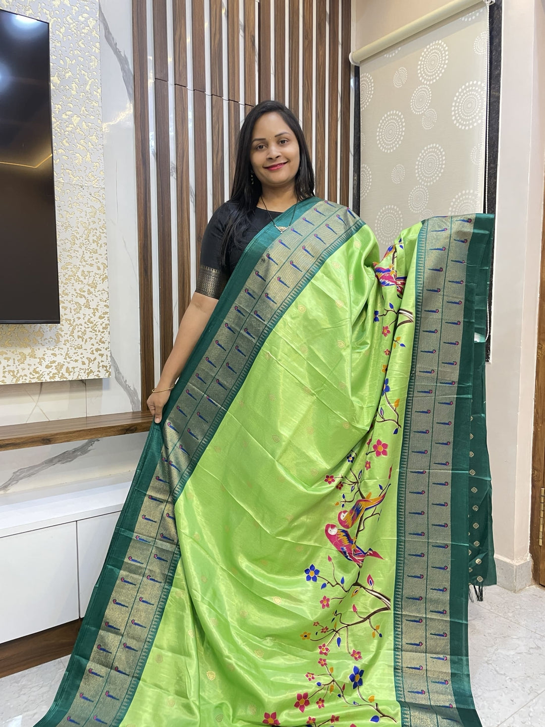 Dola silk parrots design