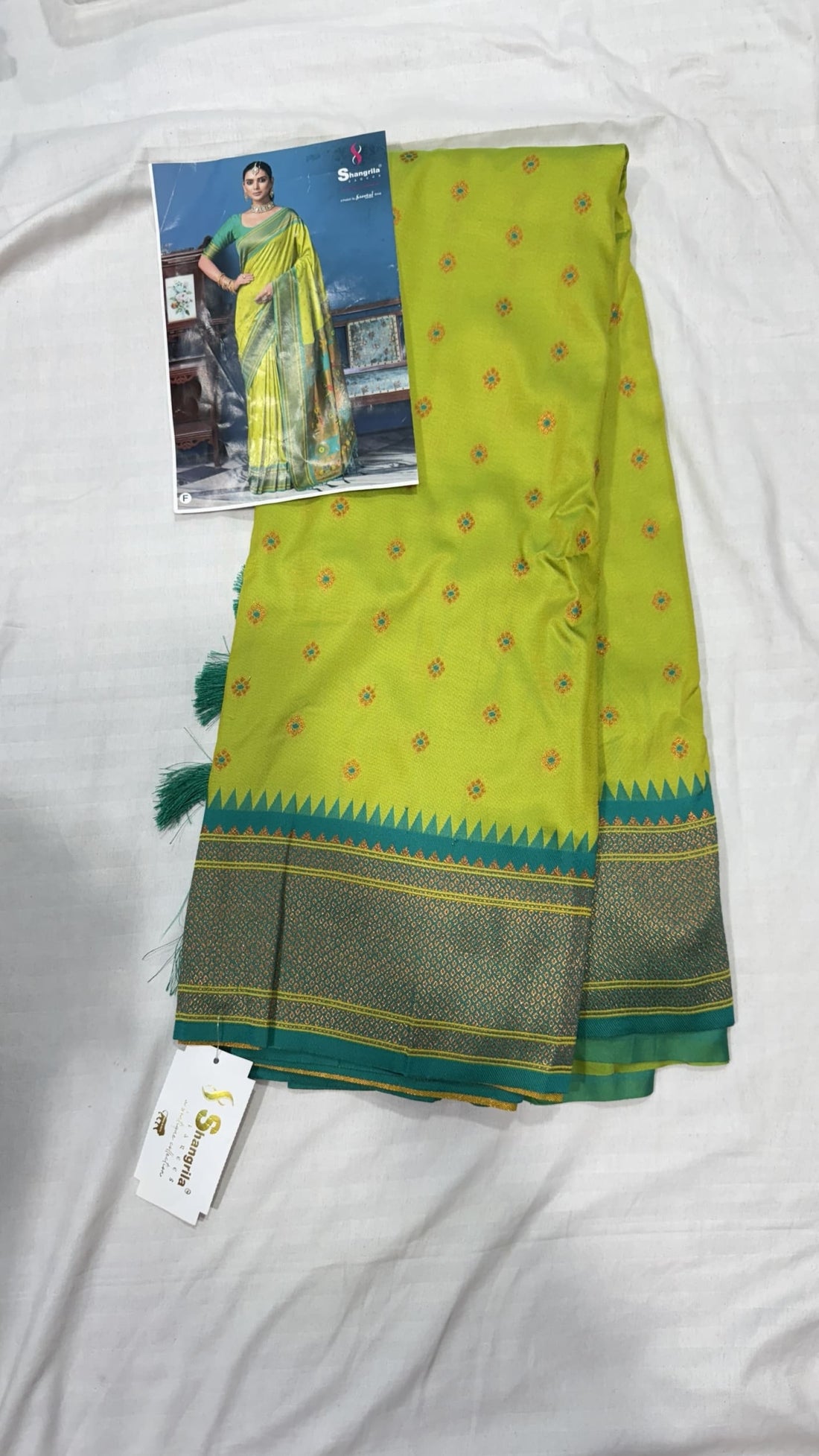 Banarasi Muniya Border Saree