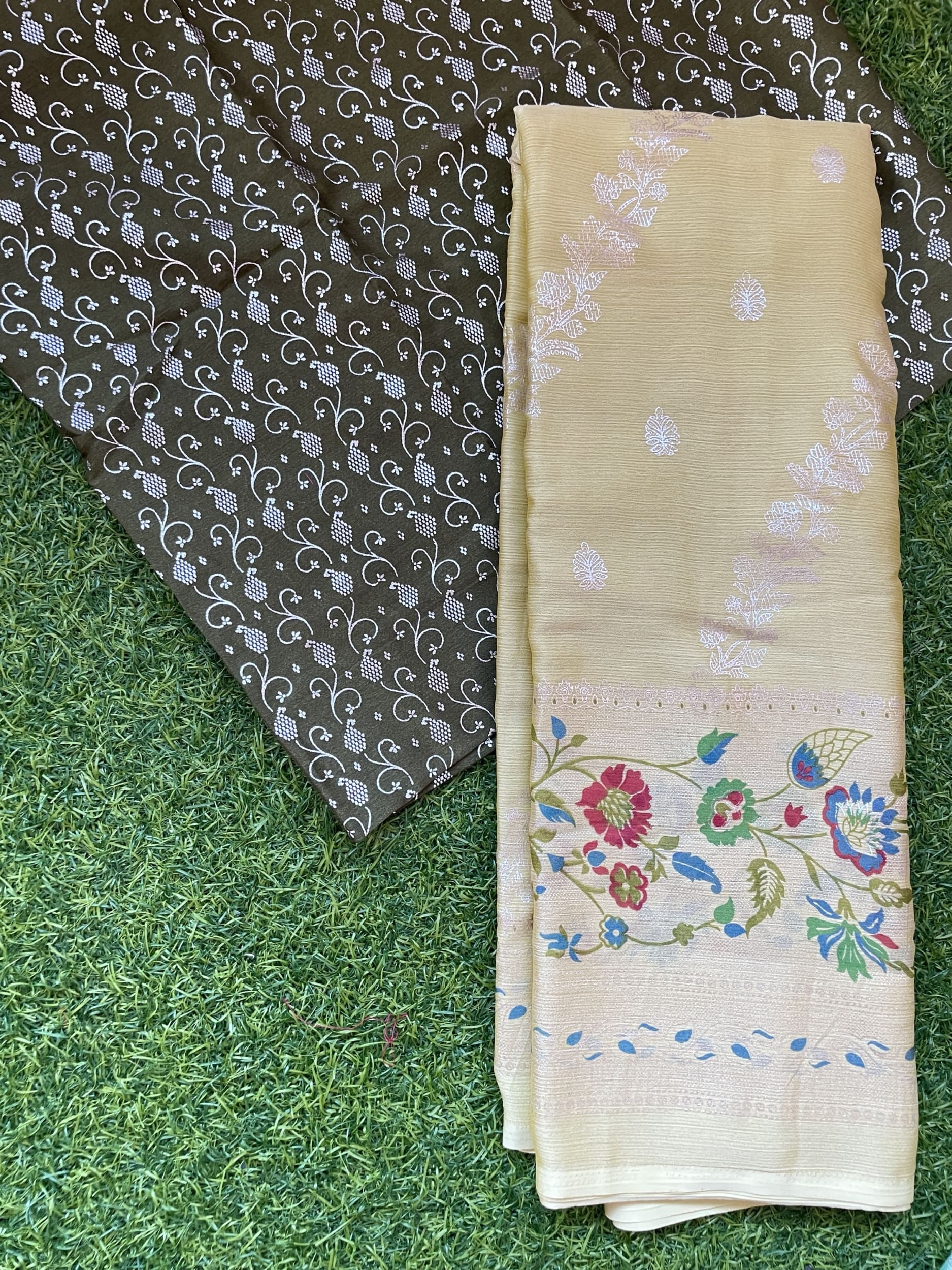chiffon Sarees with contrast blouse