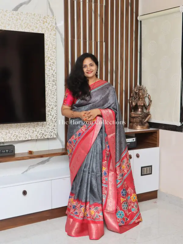 Dola Shibori Checks Saree with Contrast Floral Borders