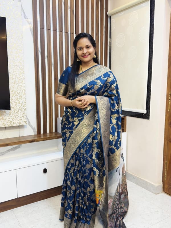 Banarasi Saree with weaving Pallu