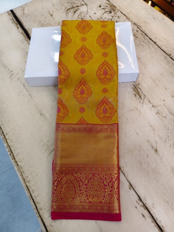Semi Kanchi Pattu