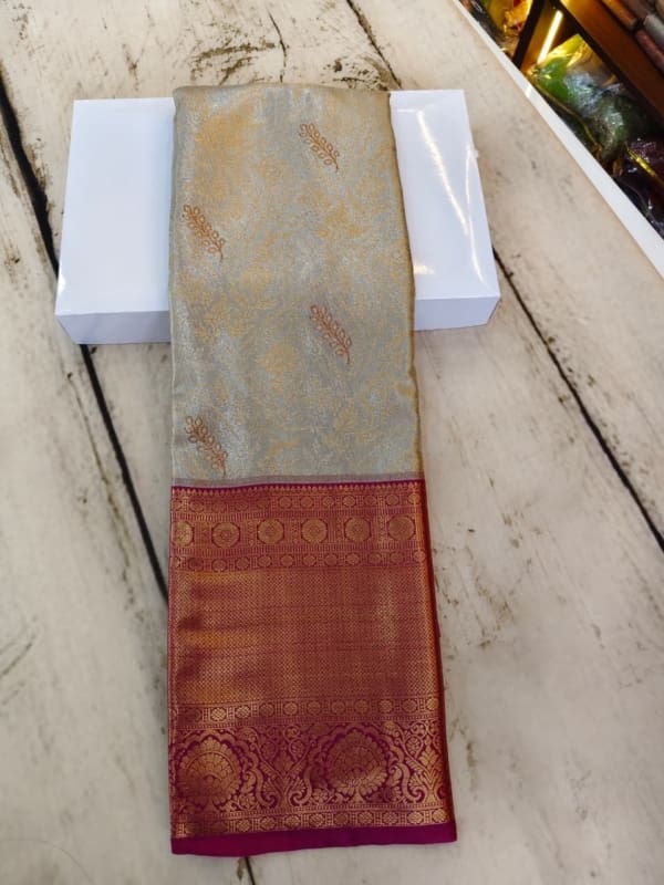 Semi Kanchi Pattu