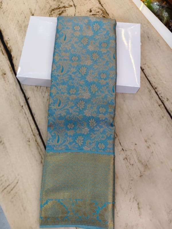 Semi Kanchi Pattu