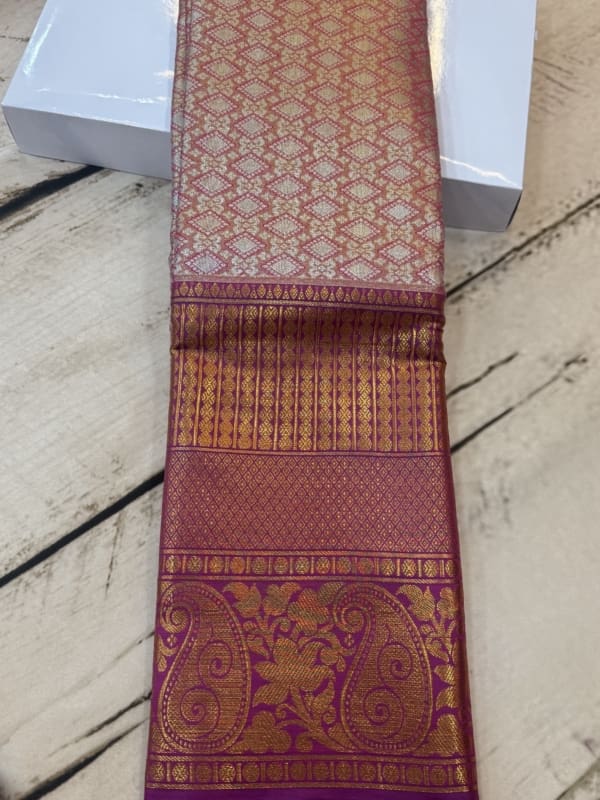 Semi kanchi Pattu
