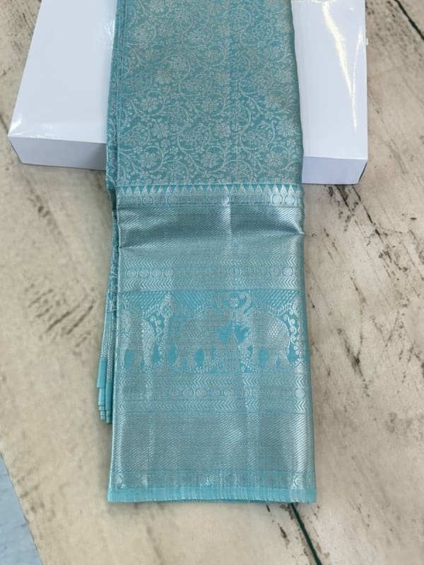 Semi Kanchi Pattu
