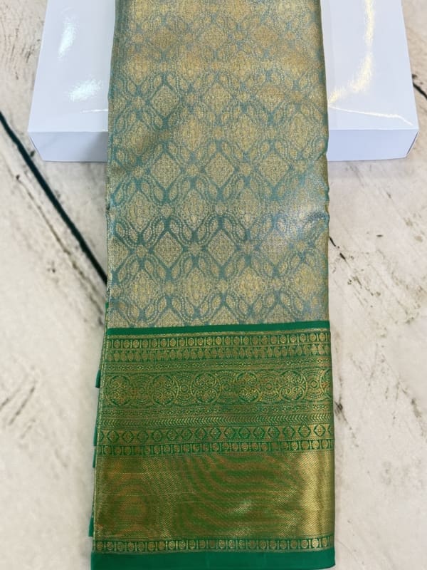 Semi Kanchi Pattu