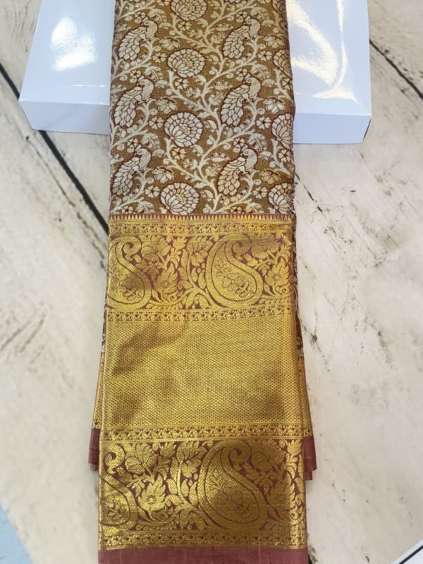 Semi kanchi Pattu