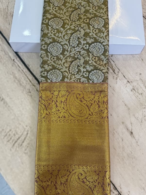 Semi Kanchi Pattu