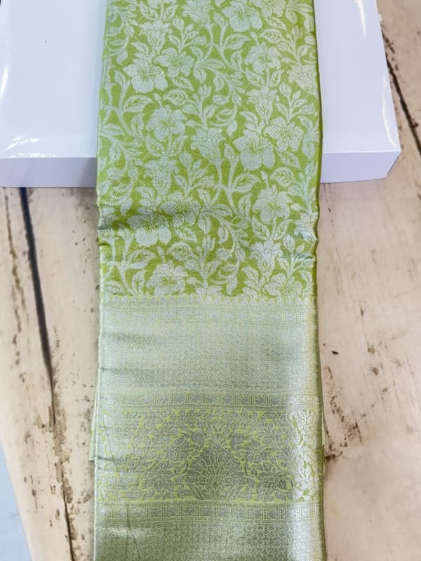 Semi Kanchi Pattu
