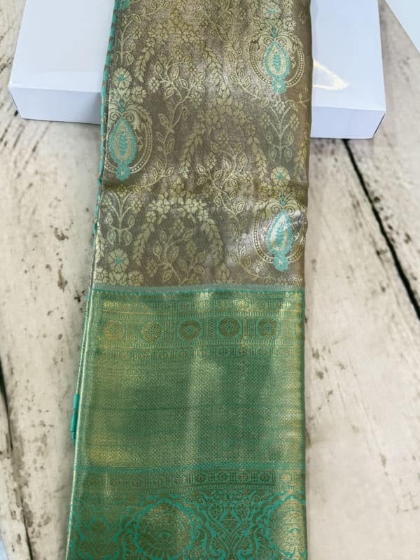 Semi Kanchi Pattu