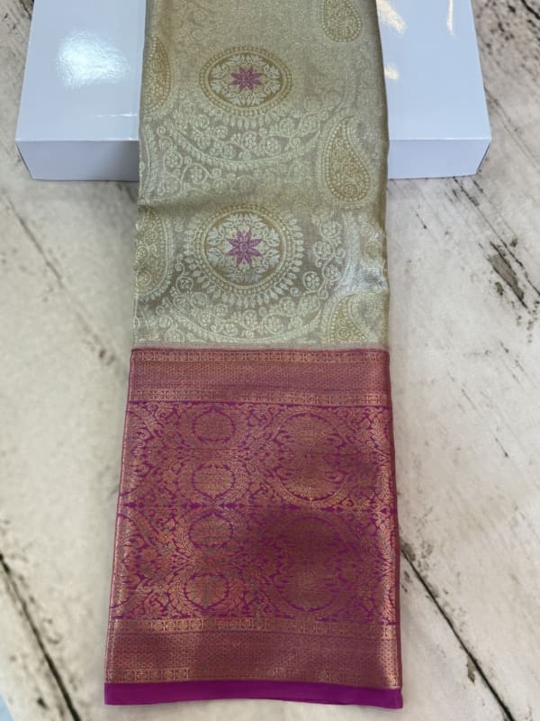 Semi Kanchi Pattu