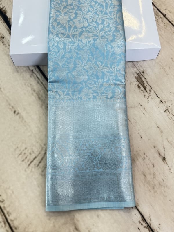 Semi Kanchi Pattu